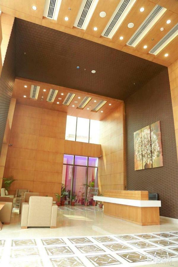 Hotel Delite Grand Faridabad Esterno foto
